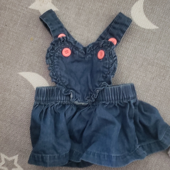 Cute Valentine's day baby outfit - Picture 4 of 5